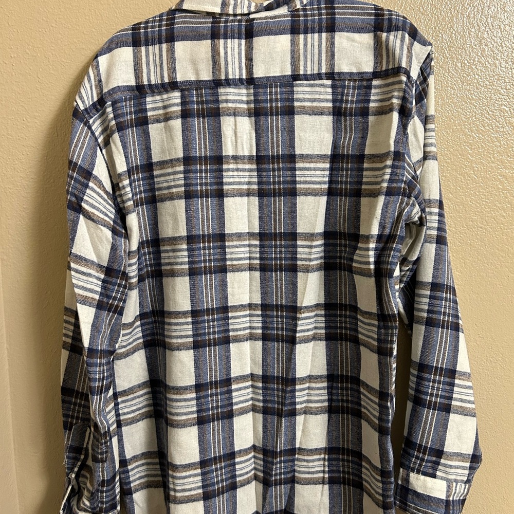 Molokai surf co. Men’s Blue and White Plaid Button-Up Shirt long sleeve size L - Picture 3 of 3